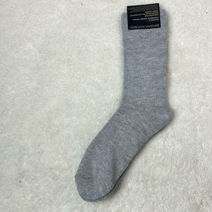 BANANA REPUBLIC CASHMERE BLEND SOCK IN GRAY